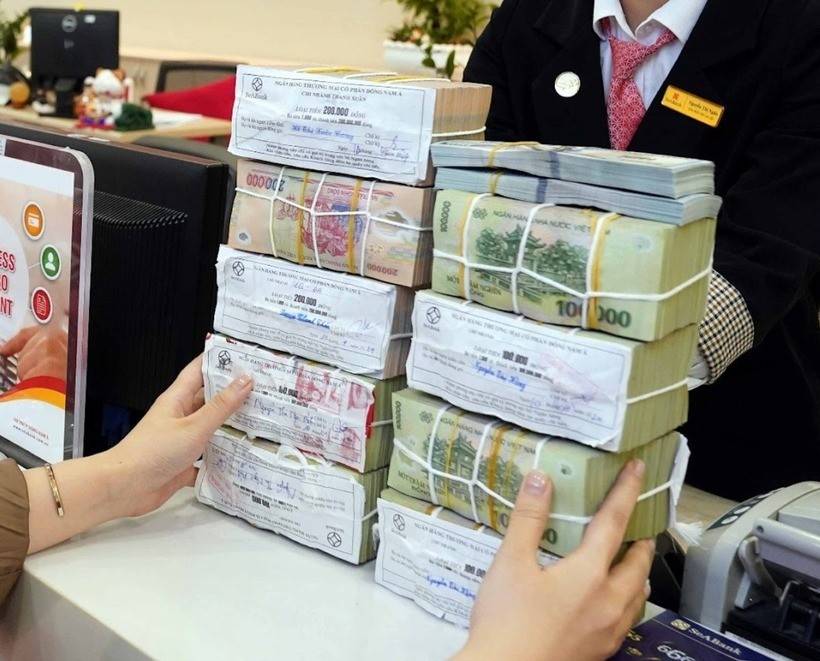 Lãi suất ngân hàng ngày 19/4/2025: OCB bất ngờ tăng mạnh các kỳ hạn Lãi suất ngân hàng ngày 19/4/2025: OCB bất ngờ tăng mạnh các kỳ hạn