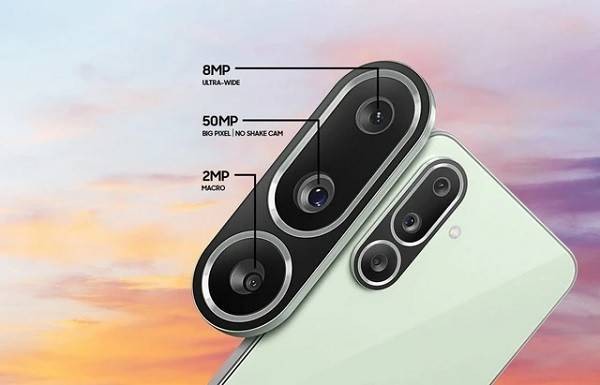 Galaxy M56 được trang bị cụm ba camera ở mặt sau