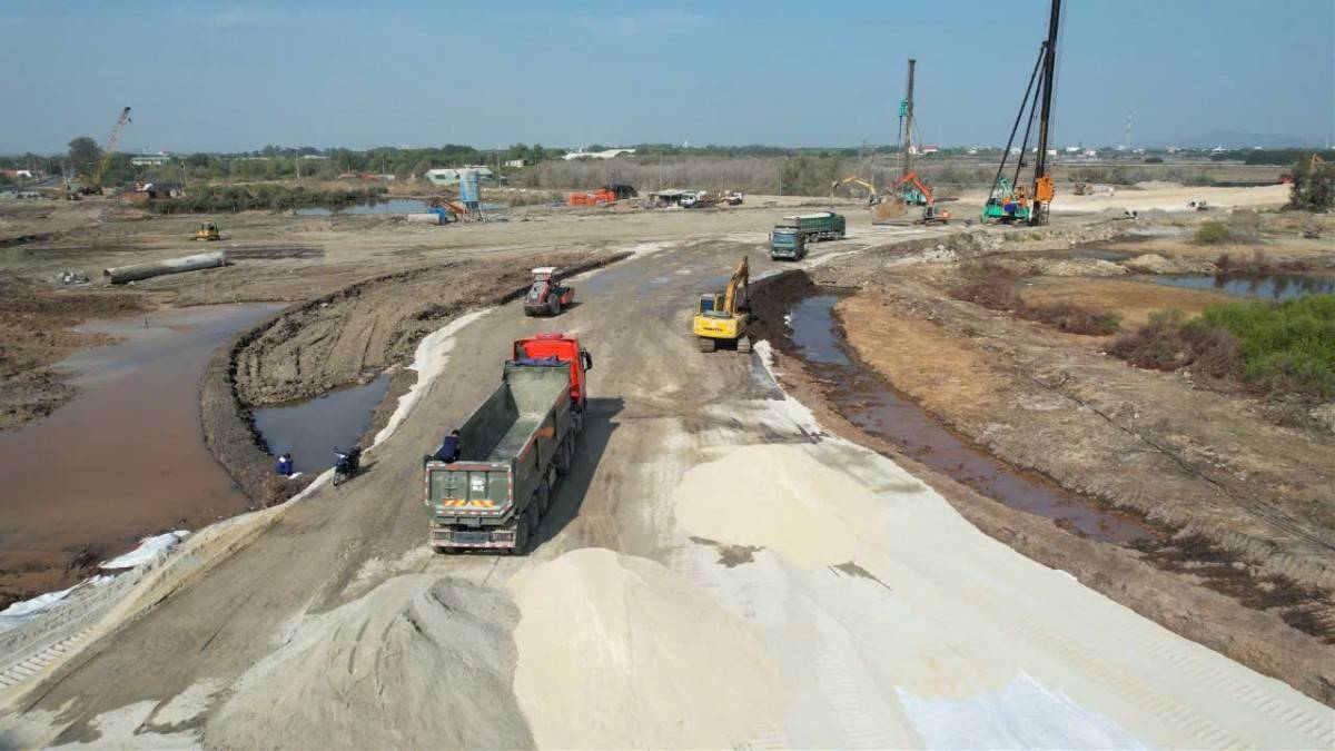 Bà Rịa - Vũng Tàu: Khởi công, khánh thành nhiều công trình trọng điểm chào mừng 50 năm Ngày Giải phóng Miền Nam, thống nhất đất nước