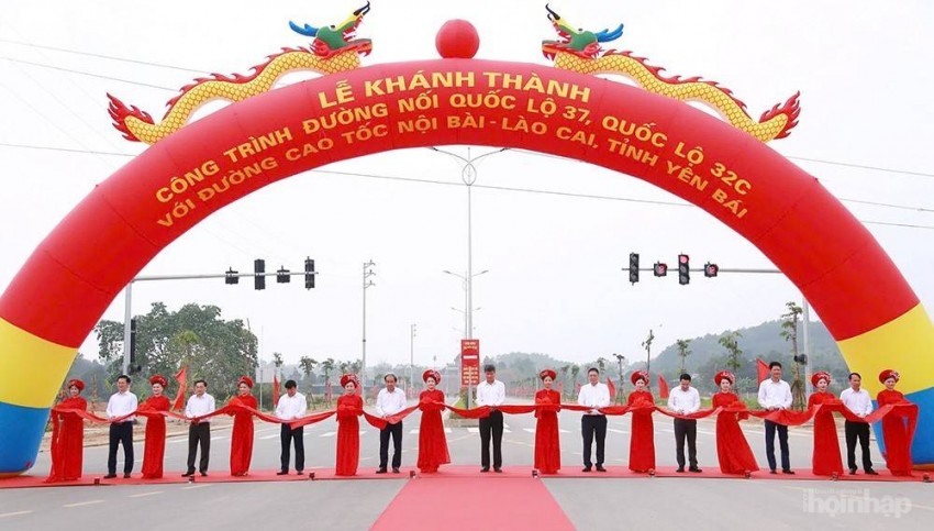 Yên Bái: Khánh thành công trình Đường nối Quốc lộ 37, Quốc lộ 32C với Đường cao tốc Nội Bài - Lào Cai