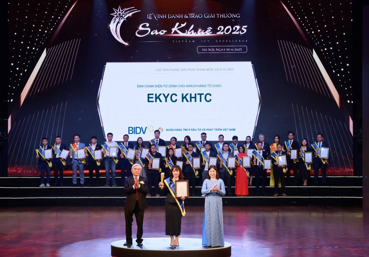 BIDV ghi dấu ấn tại Sao Khuê 2025 với 7 sản phẩm công nghệ được vinh danh