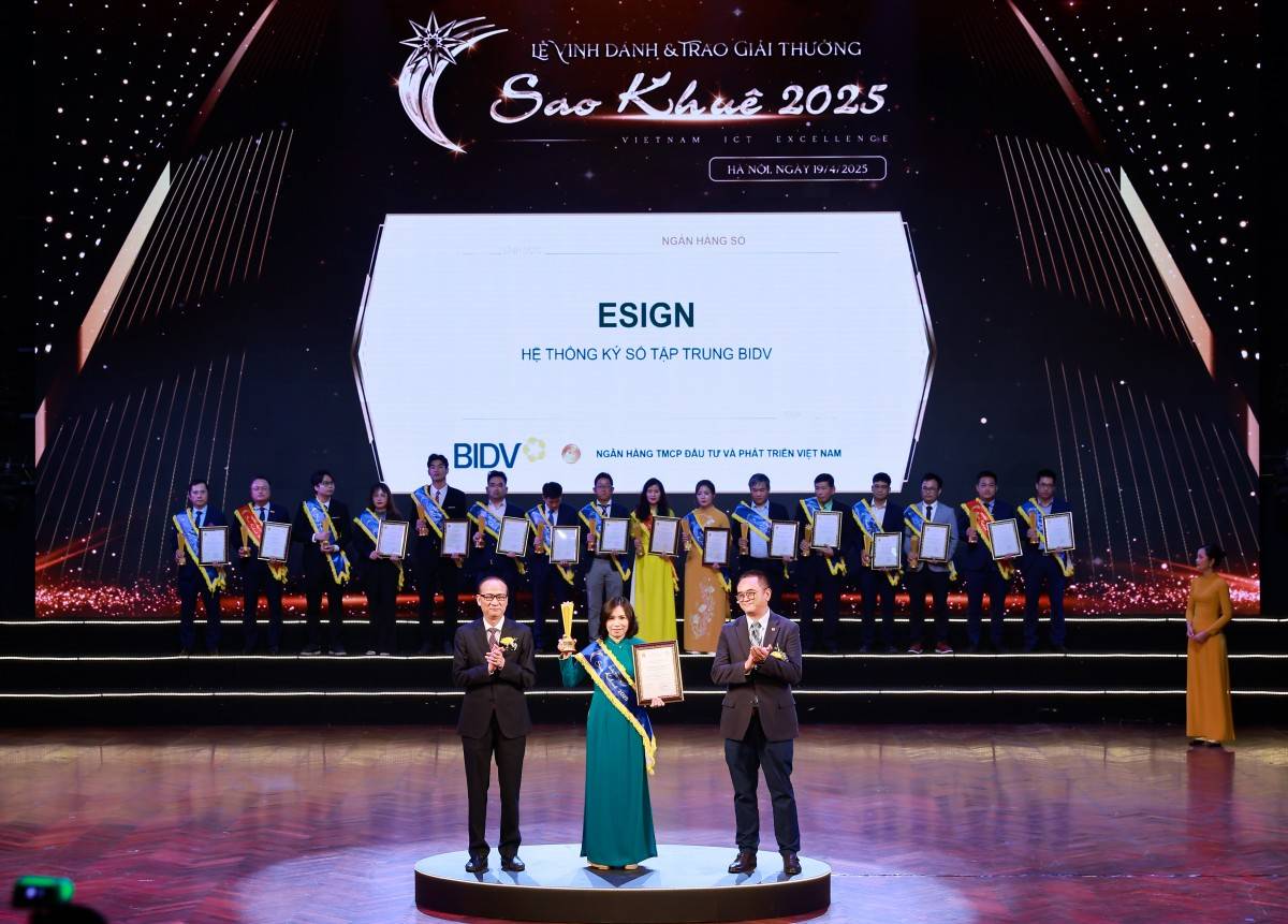 BIDV ghi dấu ấn tại Sao Khuê 2025 với 7 sản phẩm công nghệ được vinh danh
