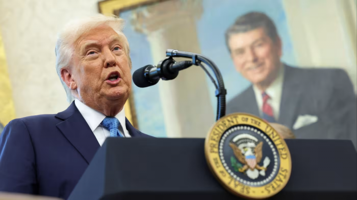 Tổng thống Donald Trump tuyên bố không có ý định sa thải Chủ tịch Fed