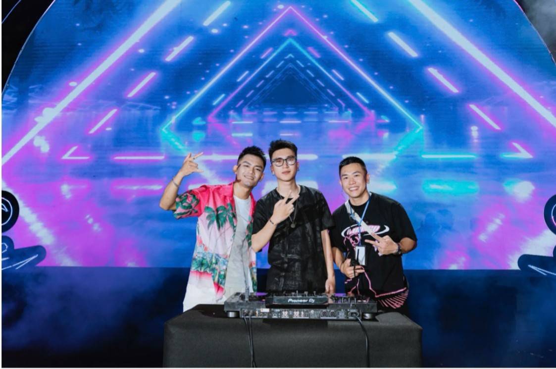 Bùng nổ chuỗi sự kiện không thu phí dịp lễ 30/4 - 1/5: Vui chơi hết cỡ, quẩy không giới hạn tại Khu du lịch Quốc tế Đồi Rồng!