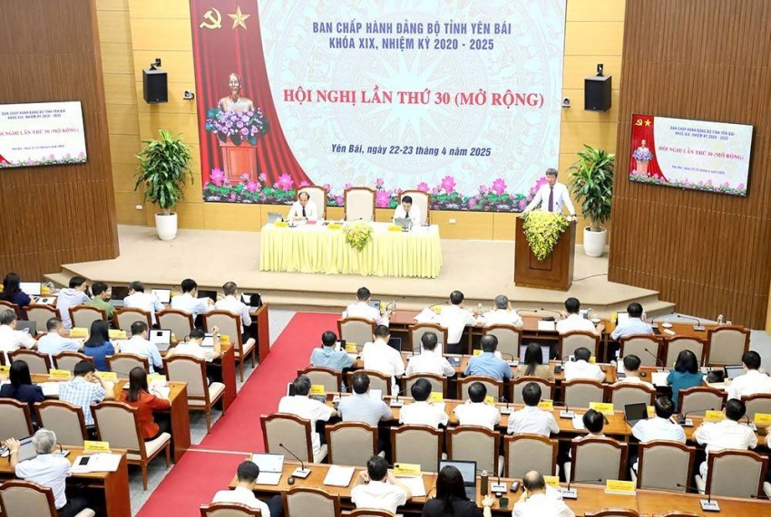 43 ý kiến thảo luận tại Hội nghị Ban Chấp hành Đảng bộ tỉnh Yên Bái lần thứ 30
