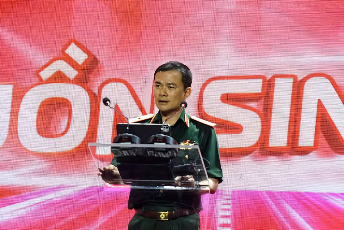 Thiếu tướng Tào Đức Thắng - Chủ tịch Tập đoàn Công nghiệp - Viễn thông Quân đội Viettel Thiếu tướng Tào Đức Thắng - Chủ tịch Tập đoàn Công nghiệp - Viễn thông Quân đội Viettel