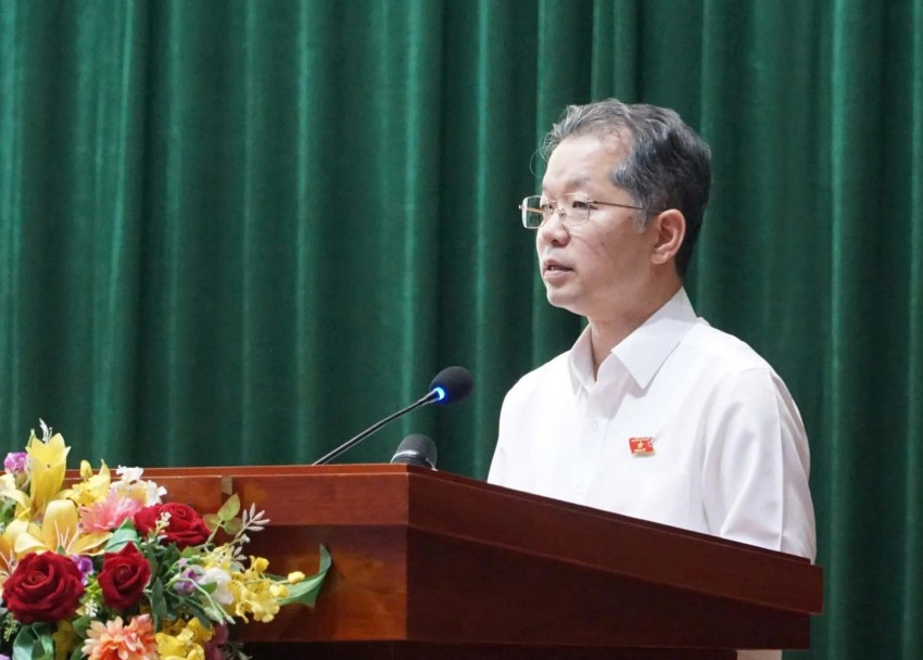 Bí thư Thành ủy Đà Nẵng Nguyễn Văn Quảng trao đổi với cử tri 