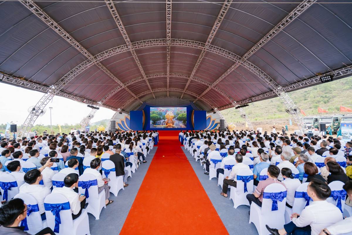 Các đại biểu tham dự