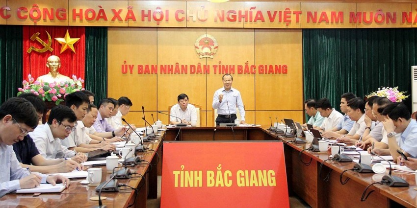 Phó Chủ tịch Thường trực UBND tỉnh Bắc Giang Mai Sơn phát biểu kết luận cuộc họp. Bắc Giang - Bắc Ninh họp bàn triển khai số hóa tài liệu, kết nối dữ liệu dùng chung