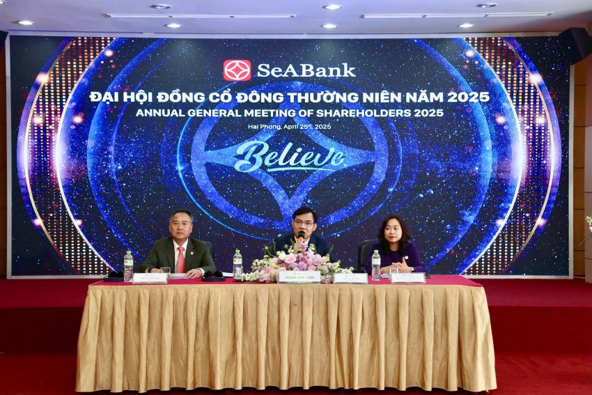 Đoàn Chủ tịch điều hành Đại hội SeABank bầu bổ sung Thành viên độc lập HĐQT người nước ngoài tại Đại hội Đồng cổ đông thường niên 2025