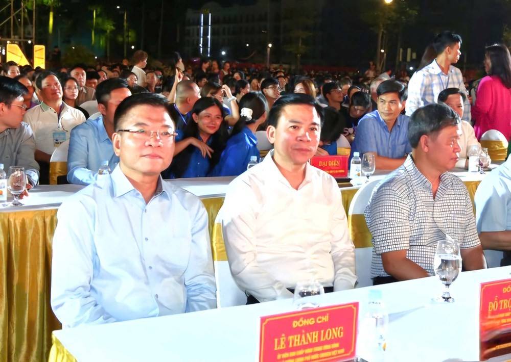 Lễ hội Du lịch biển Sầm Sơn 2025 – Màn chào hè ấn tượng và đặc sắc