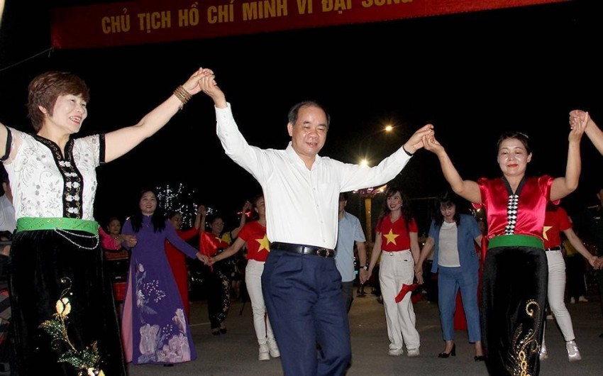 “Yên Bái - Bản hùng ca hoà cùng non sông thống nhất” chương trình nghệ thuật đặc biệt ấn tượng, hoành tráng