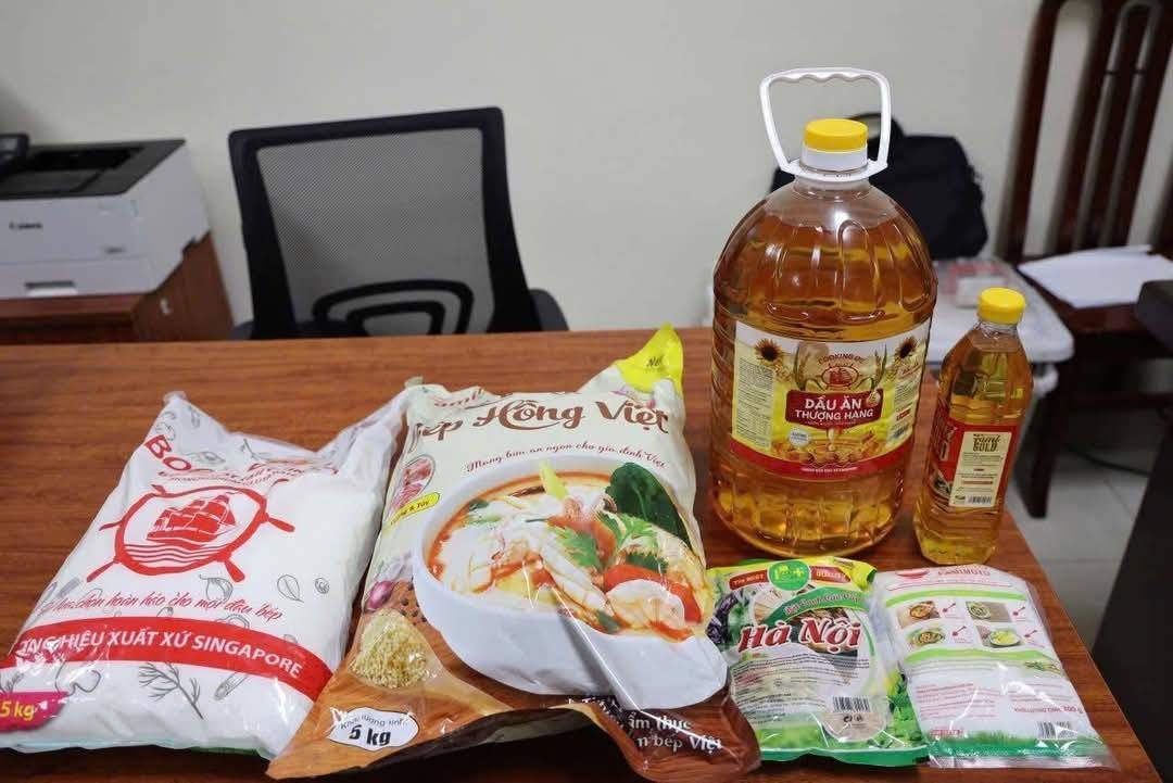 Tạm giữ Giám đốc Famimoto vụ làm giả trăm tấn bột canh, mì chính, dầu ăn