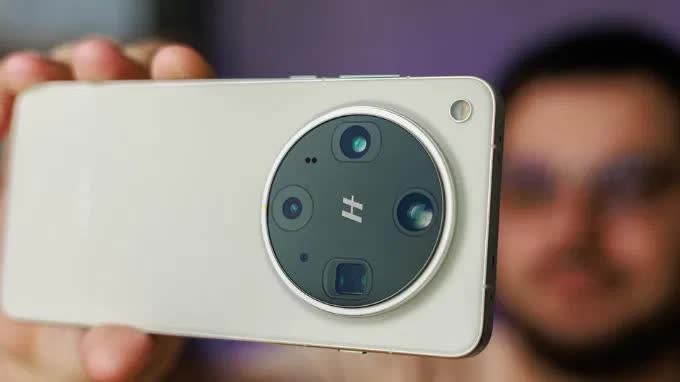 So sánh Vivo X200 Ultra và OPPO Find X8 Ultra: Hai mẫu flagship Android vừa ra mắt tháng 4