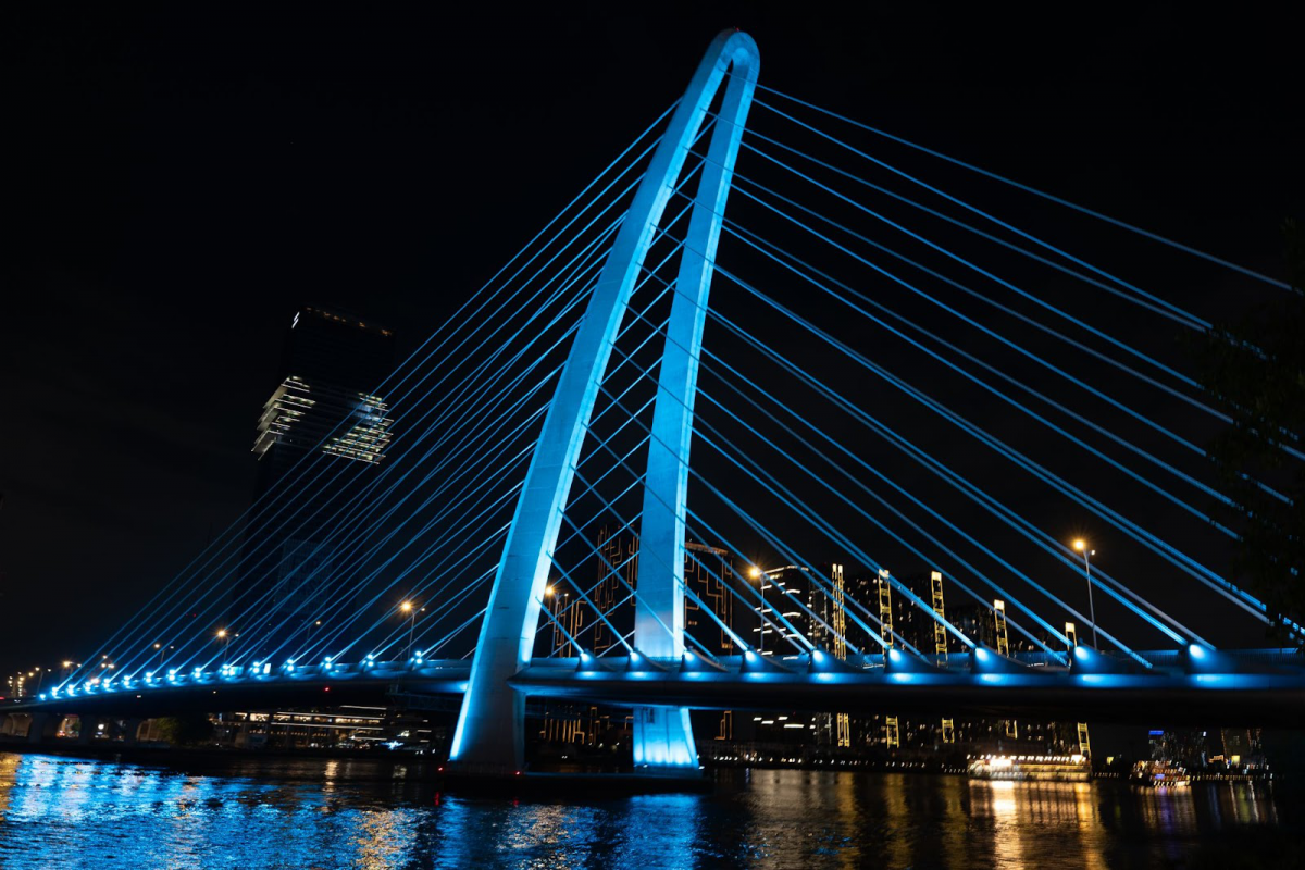 Bừng sáng cầu Ba Son trước đại lễ kỷ niệm 50 năm ngày Giải phóng miền nam