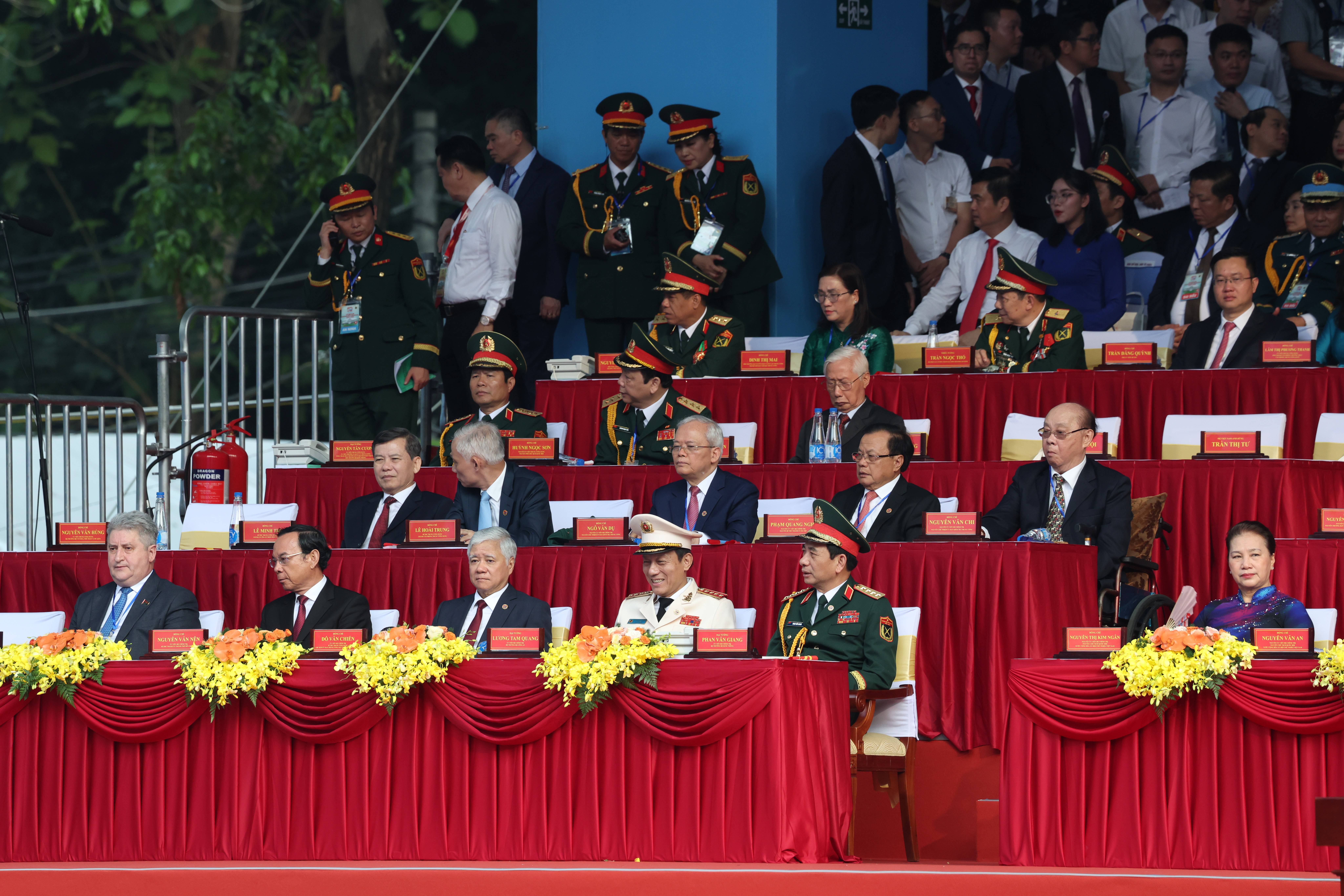 Những hình ảnh ấn tượng tại Lễ Kỷ niệm 50 năm Ngày Giải phóng miền Nam, thống nhất đất nước