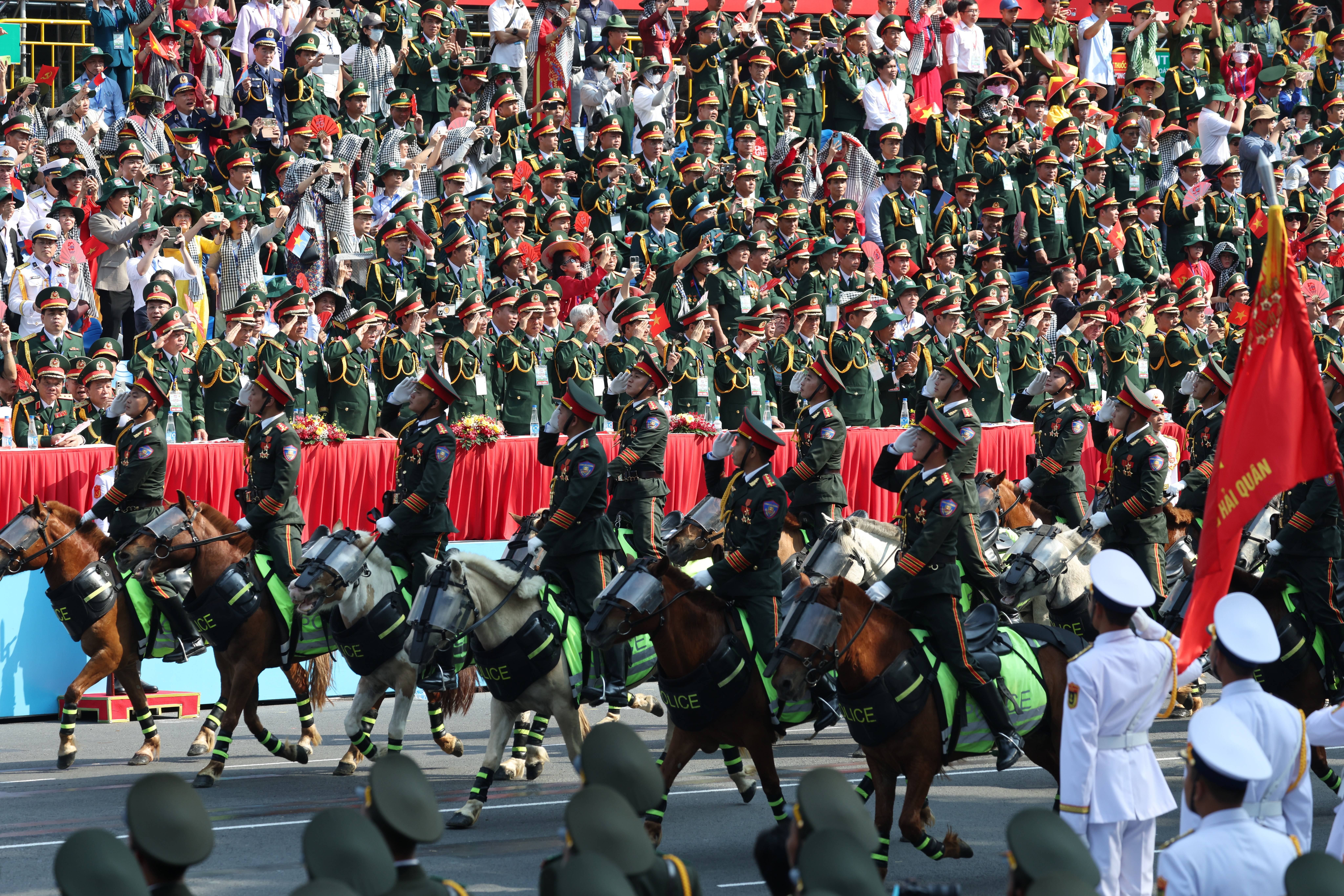 Những hình ảnh ấn tượng tại Lễ Kỷ niệm 50 năm Ngày Giải phóng miền Nam, thống nhất đất nước