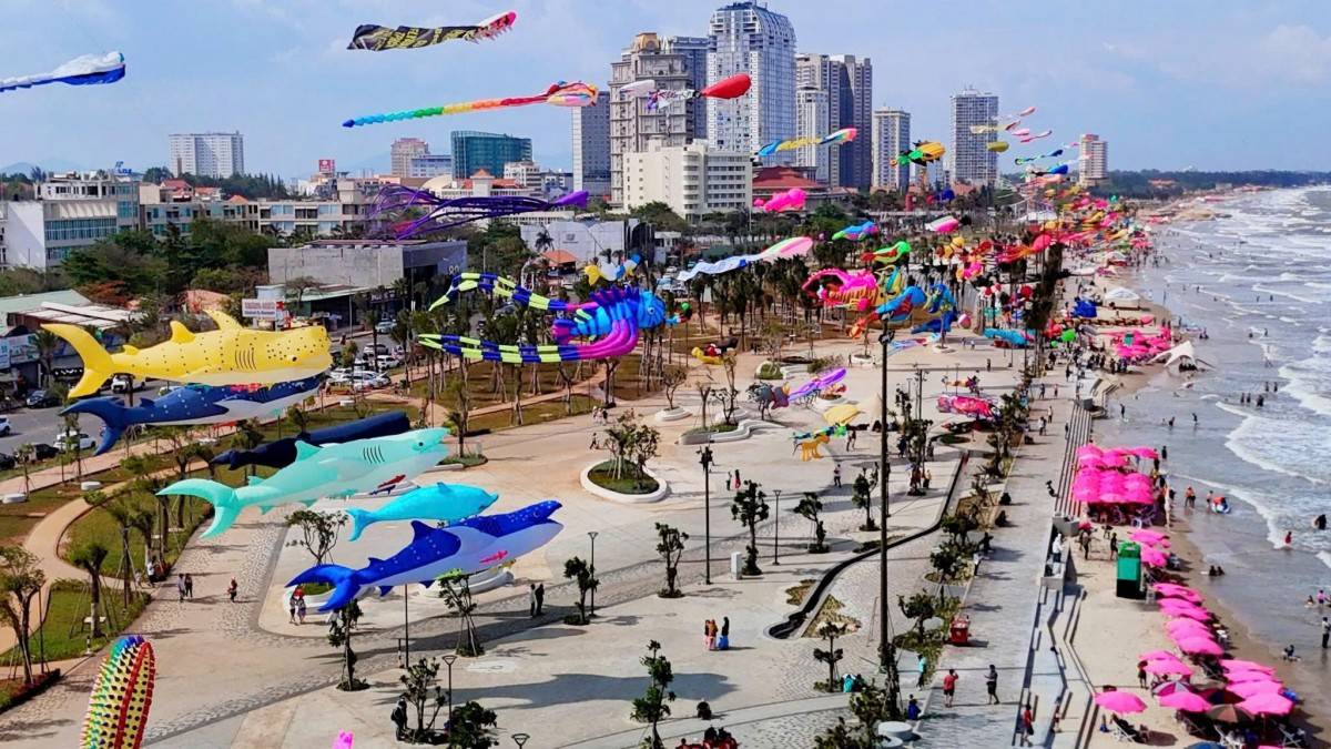 Bà Rịa – Vũng Tàu: Rực rỡ ngày hội Biển thu hút khách du lịch đến với dịp lễ 30/4 và 1/5