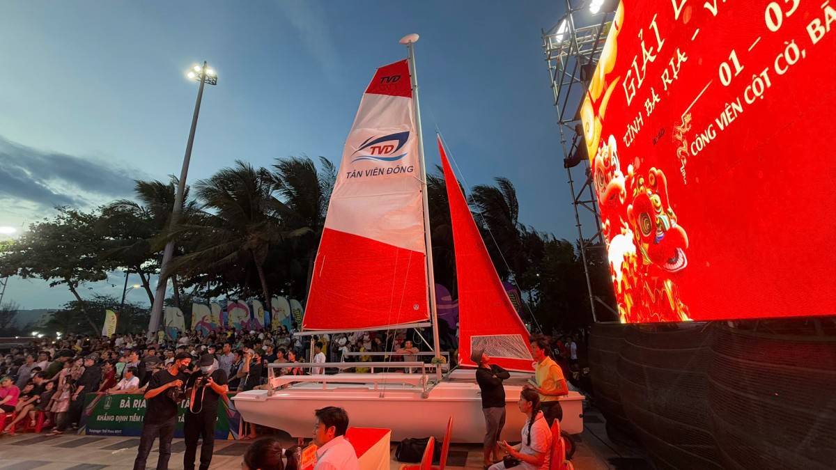 Bà Rịa – Vũng Tàu: Rực rỡ ngày hội Biển thu hút khách du lịch đến với dịp lễ 30/4 và 1/5