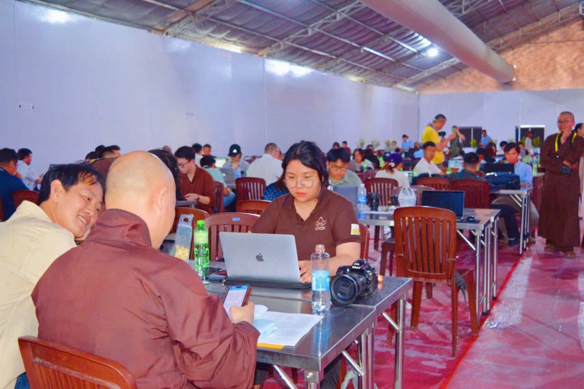 rung tâm Báo chí phục vụ Đại lễ Vesak được đầu tư các thiết bị và đường truyền đảm bảo phóng viên tác nghiệp.