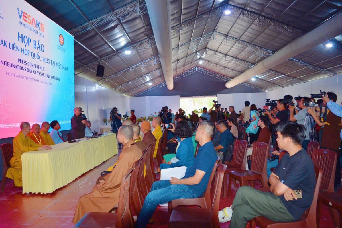 Buổi Họp báo với sự tham gia của đông đảo cơ quan báo chí