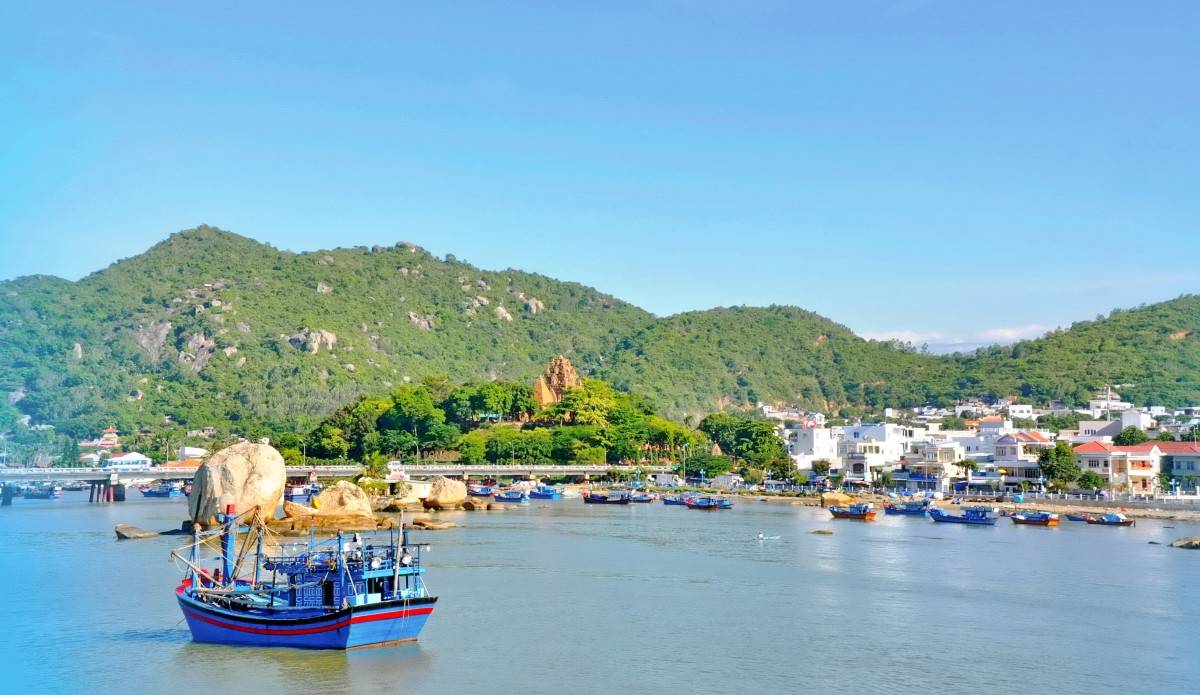 Hơn 1 triệu lượt khách đến Nha Trang – Khánh Hòa dịp lễ 30/4 và 1/5