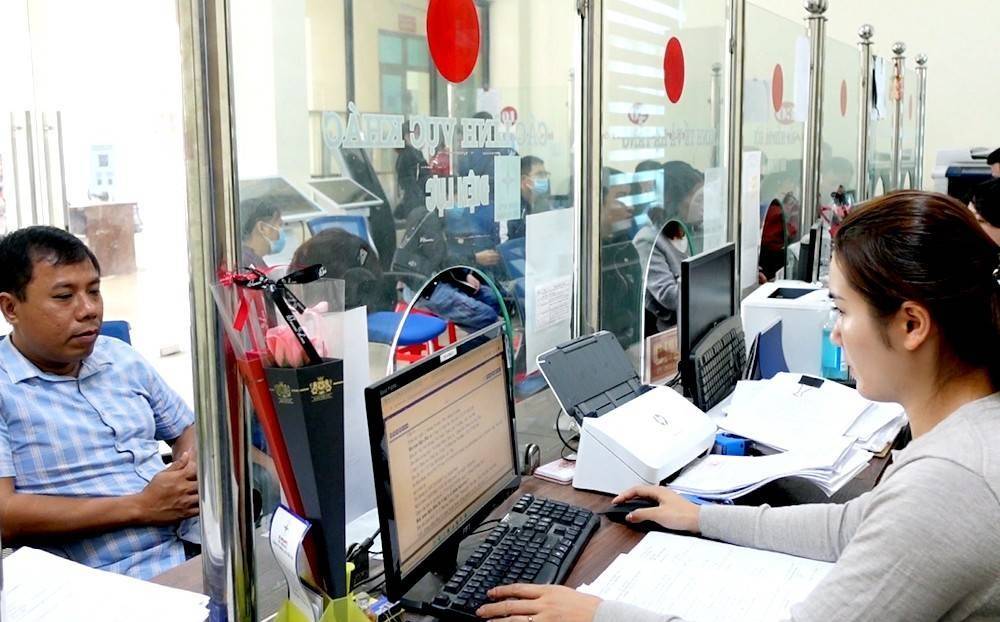 Hoàn tất phân định thẩm quyền TTHC cấp huyện trước 10/6 để không gián đoạn phục vụ người dân