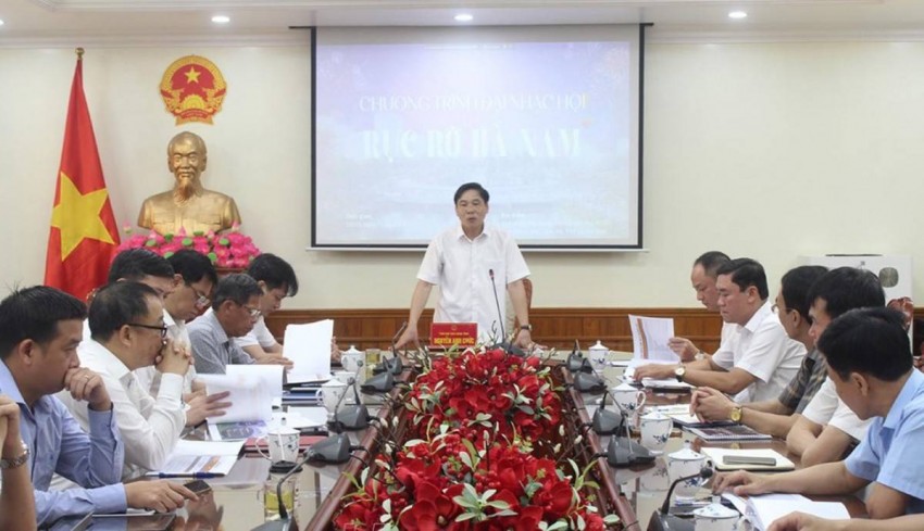 Ông Nguyễn Anh Chức, Phó Chủ tịch Thường trực UBND tỉnh Hà Nam phát biểu tại hội nghị chuẩn bị cho Lễ khai mạc Tuần Văn hoá, Du lịch năm 2025. Ảnh: BHN Ông Nguyễn Anh Chức, Phó Chủ tịch Thường trực UBND tỉnh Hà Nam phát biểu tại hội nghị chuẩn bị cho Lễ khai mạc Tuần Văn hoá, Du lịch năm 2025. Ảnh: BHN