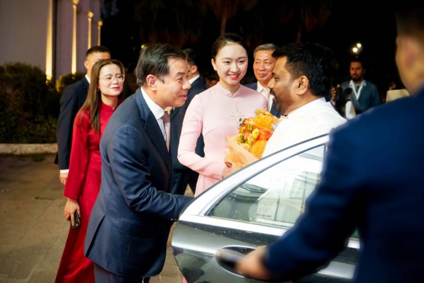 Tổng thống nước Cộng hòa Xã hội Chủ nghĩa Dân chủ Sri Lanka Anura Kumara Dissanayake và đoàn đại biểu đến thăm và làm việc tại Tập đoàn Vingroup chiều tối ngày 4/5/2025.