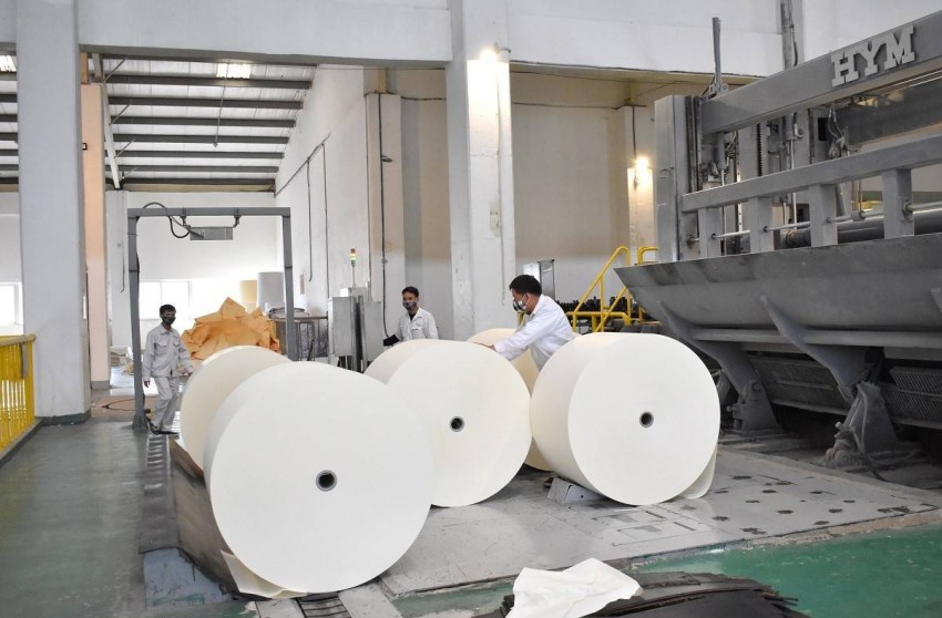 Công đoạn sản xuất giấy xuất khẩu tại Công ty cổ phần giấy An Hòa. Tuyên Quang: Tập trung thực hiện các giải pháp thúc đẩy sản xuất công nghiệp