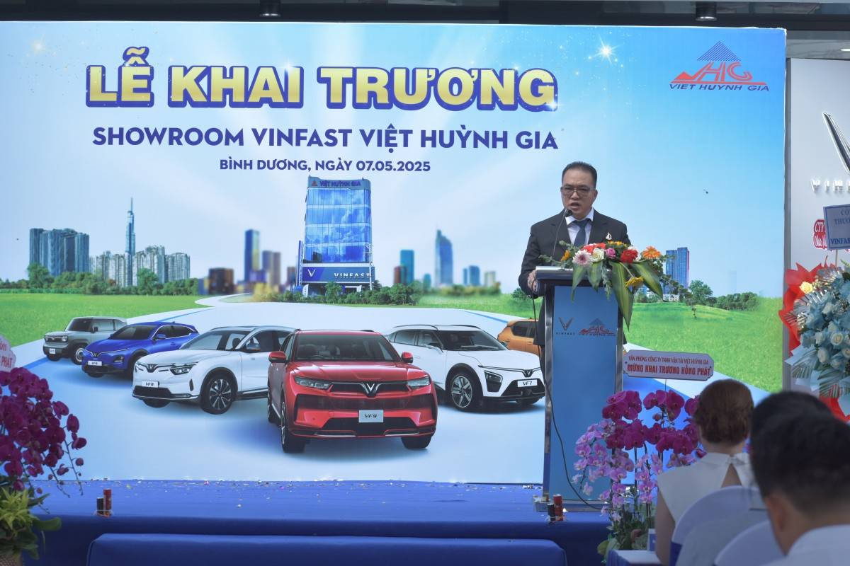 VinFast Việt Huỳnh Gia chính thức khai trương Showroom 3S tại Thuận An, Bình Dương VinFast Việt Huỳnh Gia chính thức khai trương Showroom 3S tại Thuận An, Bình Dương