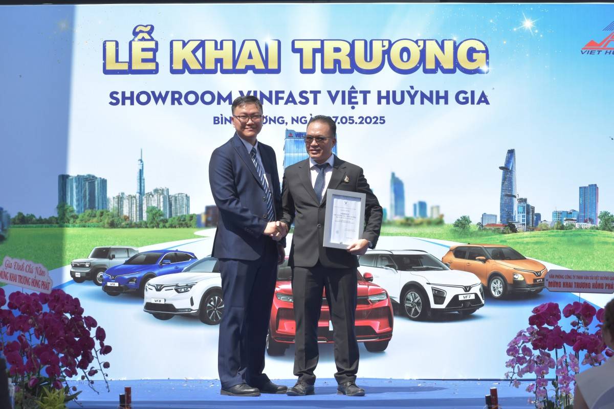 VinFast Việt Huỳnh Gia chính thức khai trương Showroom 3S tại Thuận An, Bình Dương VinFast Việt Huỳnh Gia chính thức khai trương Showroom 3S tại Thuận An, Bình Dương