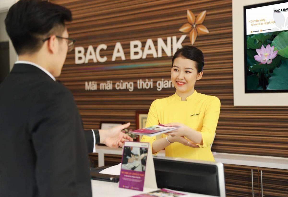 Lãi suất ngân hàng 9/5/2025: Bac A Bank tăng mạnh lãi suất huy động