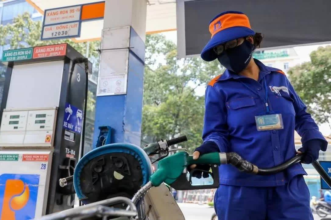 Bộ trưởng Tài chính nêu lý do cần áp thuế tiêu thụ đặc biệt với xăng dầu