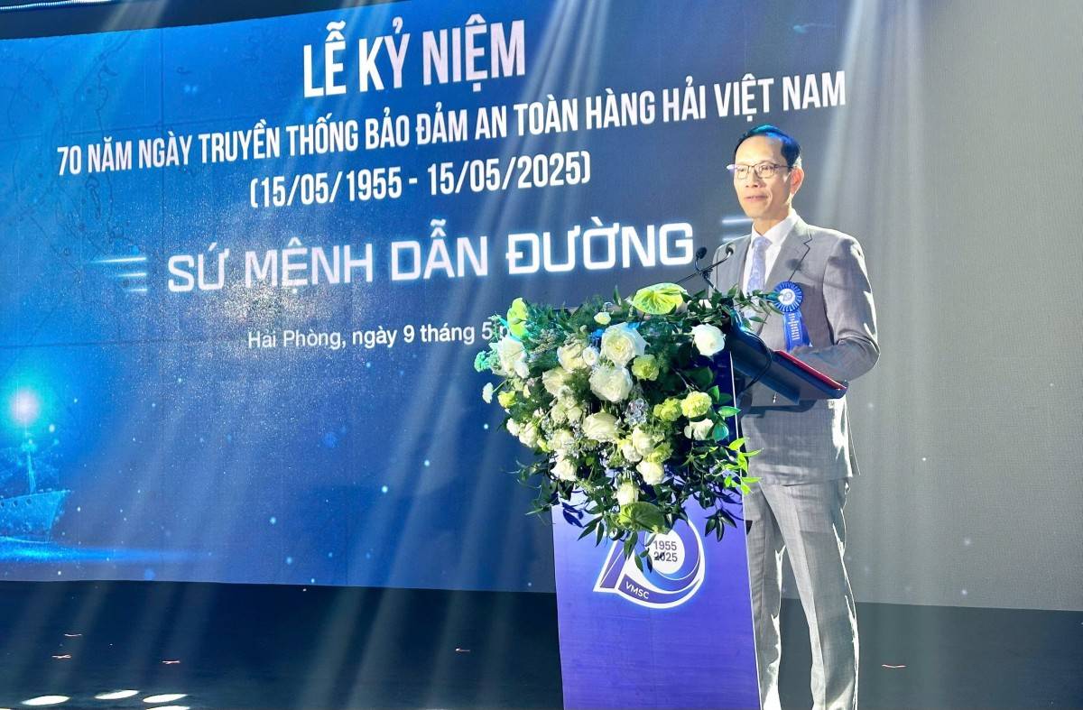 Ông Phạm Quốc Suý, Chủ tịch HĐTV Tổng công ty Bảo đảm an toàn hàng hải Việt Nam phát biểu Ông Phạm Quốc Suý, Chủ tịch HĐTV Tổng công ty Bảo đảm an toàn hàng hải Việt Nam phát biểu