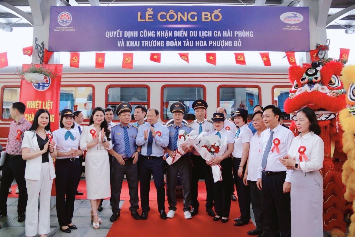 Ga Hải Phòng “cất cánh” cùng đoàn tàu “Hoa Phượng Đỏ”: Đưa du lịch thành phố vươn xa