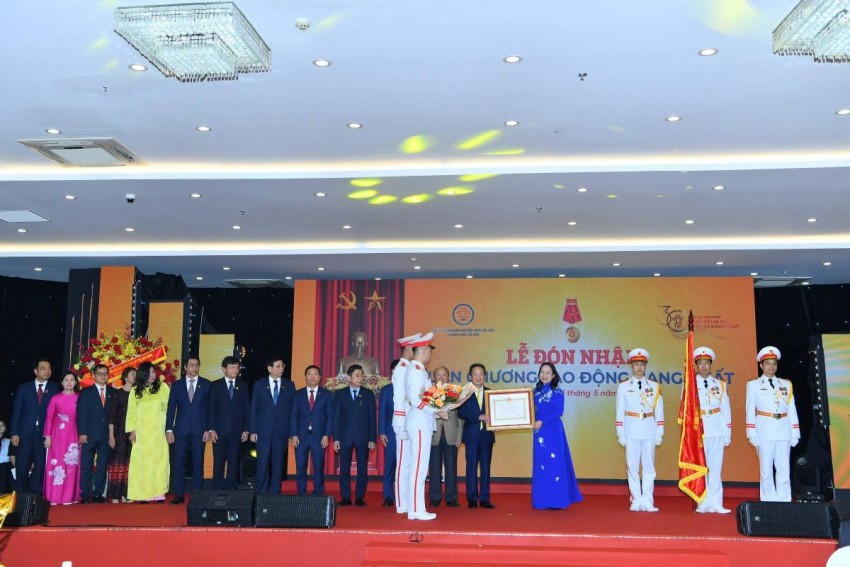 HanoiSME kỷ niệm 30 năm thành lập và đón nhận Huân chương Lao động hạng Nhất : Khẳng định vị thế, vững bước tương lai