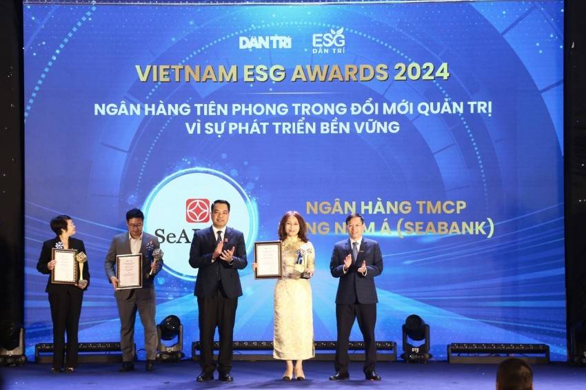 SeABank được vinh danh “Ngân hàng tiên phong trong đổi mới quản trị vì sự phát triển bền vững” tại Vietnam ESG Awards
