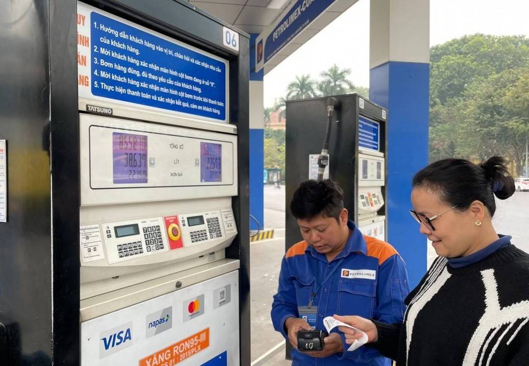 Ngày mai (15/5) điều hành giá bán lẻ xăng dầu: Dự báo giá xăng đảo chiều tăng mạnh