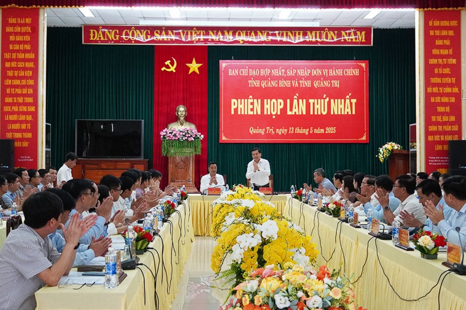 Quảng Bình - Quảng Trị họp phiên đầu tiên về hợp nhất đơn vị hành chính