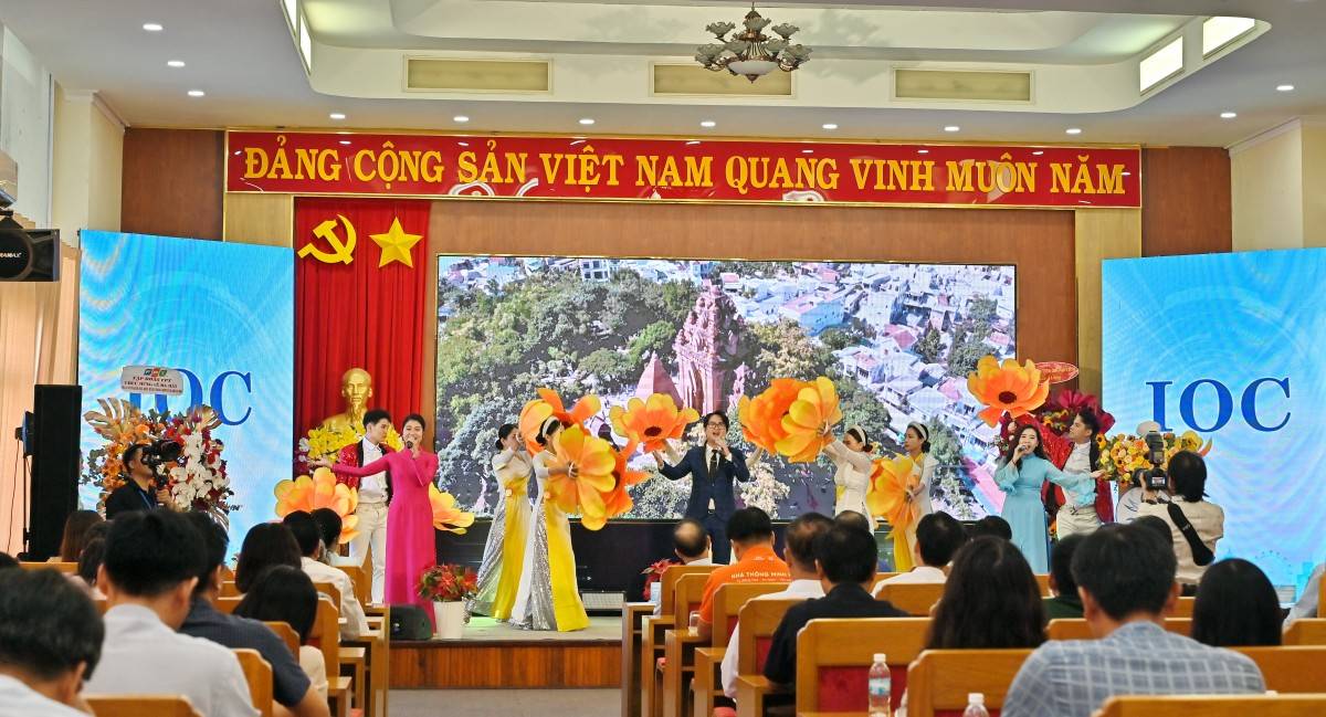 Trung tâm Giám sát điều hành thông minh tỉnh (IOC) Khánh Hòa đi vào hoạt động