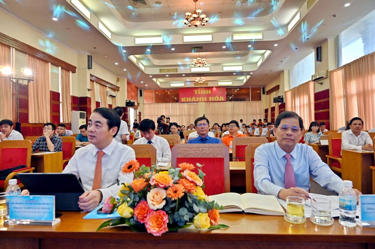 Trung tâm Giám sát điều hành thông minh tỉnh (IOC) Khánh Hòa đi vào hoạt động