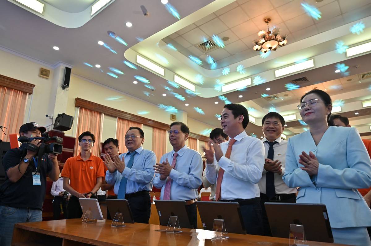 Trung tâm Giám sát điều hành thông minh tỉnh (IOC) Khánh Hòa đi vào hoạt động