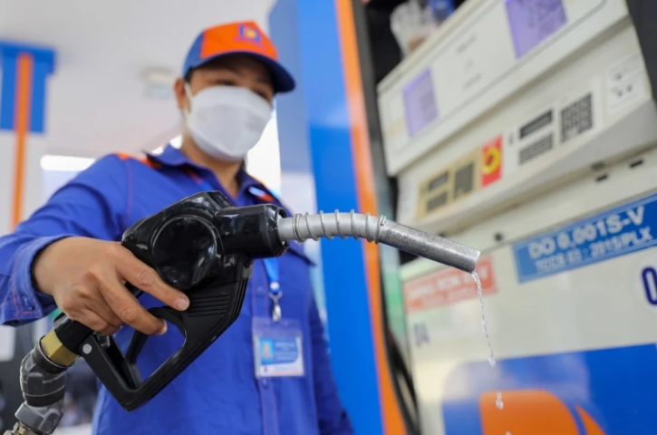 Bộ Công Thương tục thực hiện các giải pháp bảo đảm nguồn cung xăng dầu 