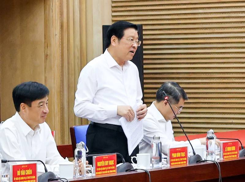 Ông Phan Đình Trạc - Ủy viên Bộ Chính trị, Bí thư Trung ương Đảng, Trưởng Ban Nội chính Trung ương phát biểu tại cuộc làm việc.