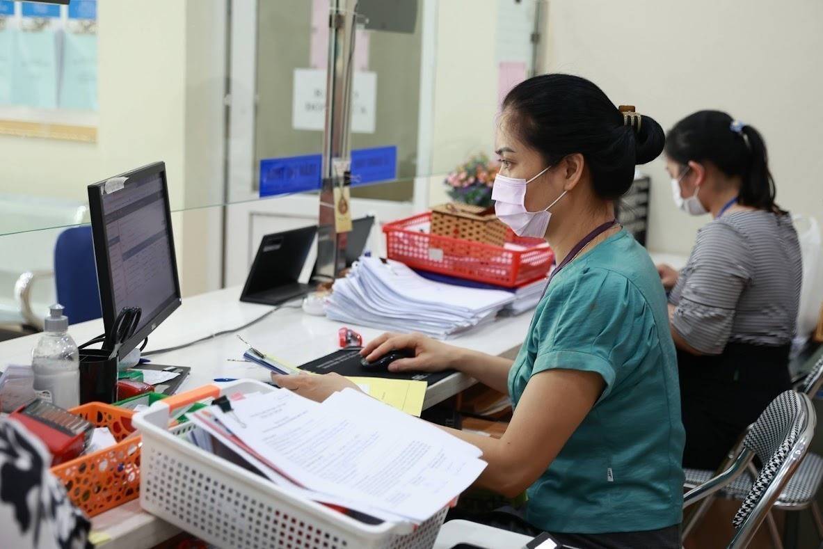 Cần thay đổi hệ số lương 2,34 để nâng cao chất lượng đội ngũ cán bộ, công chức