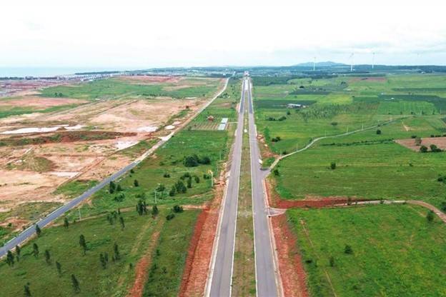 Bình Thuận sẽ khai thác gần 2.000 ha đất dọc đường ven biển chưa sử dụng ra sao?