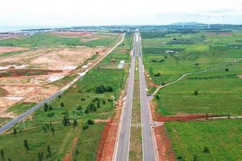 Bình Thuận sẽ khai thác gần 2.000 ha đất dọc đường ven biển chưa sử dụng