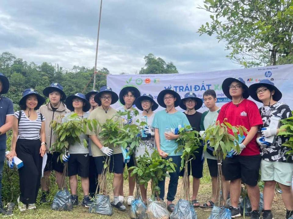 Chiến dịch “Vì Trái đất xanh” phục hồi 50 ha rừng tự nhiên tại Hòa Bình