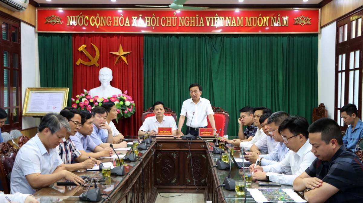 Thống nhất hướng tuyến chính dự án đường sắt Lào Cai - Hà Nội - Hải Phòng, đoạn qua địa phận tỉnh Bắc Ninh Thống nhất hướng tuyến chính dự án đường sắt Lào Cai - Hà Nội - Hải Phòng, đoạn qua địa phận tỉnh Bắc Ninh